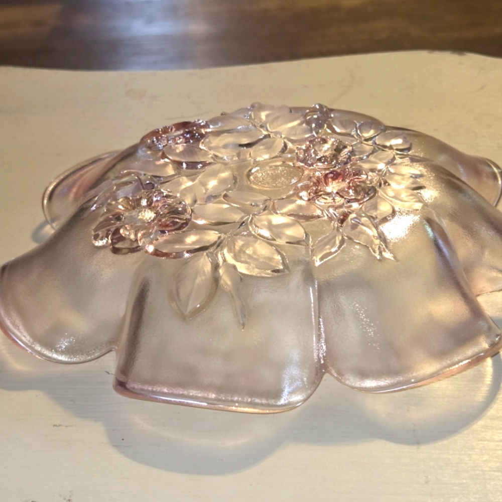 Vintage Mikasa Rosella Ruffle Footed Pink Glass Bowl/ Candy Dish - Picture 3 of 3